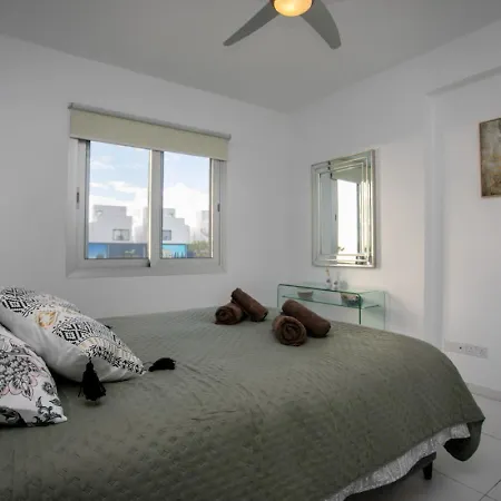 Appartement Eden-perfect Location, Sea View, Stylish Paphos